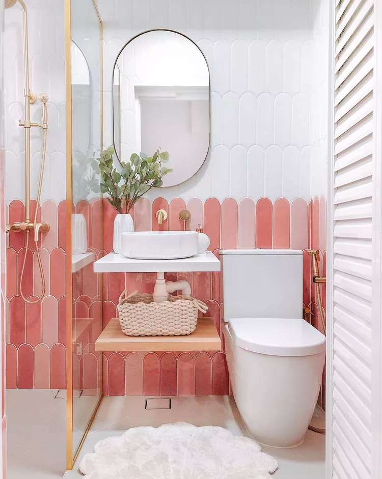 浴室設計衛浴裝潢鏡子磁磚粉紅色