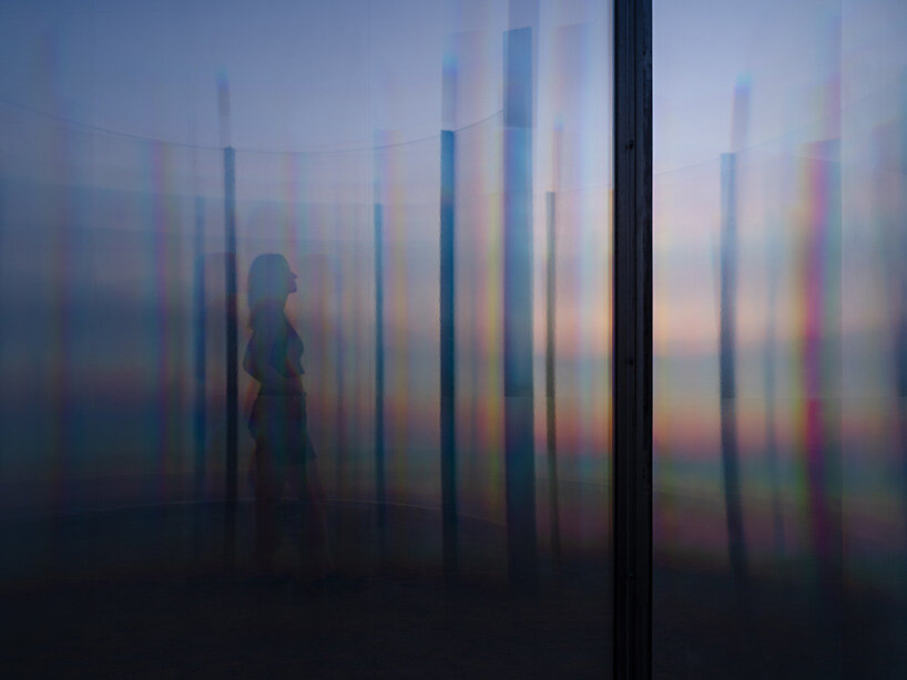 kimsooja-glass-installation-coachella-desert-x-光影藝術