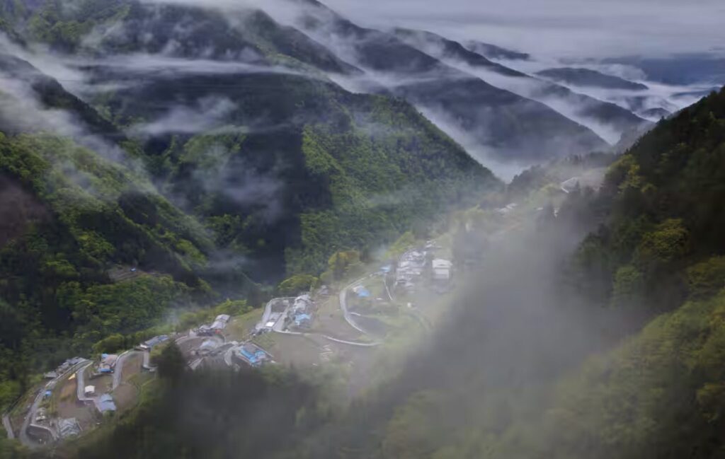 日本旅行旅遊景點-自由行自助旅行-神隱少女-吉卜力-宮崎駿